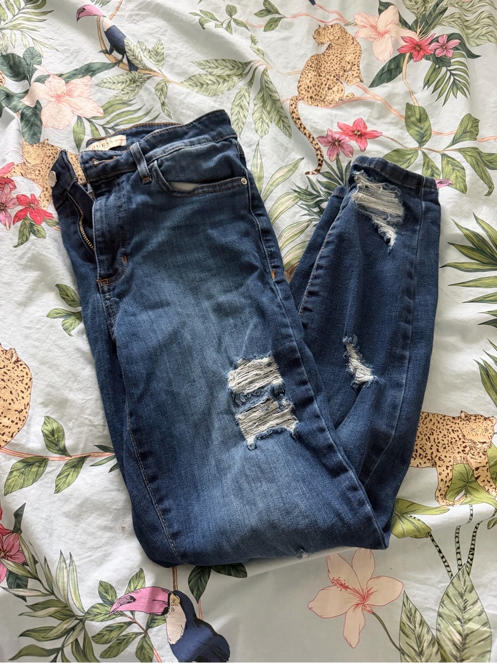 Guess Dark Blue Distressed Women’s Jeans